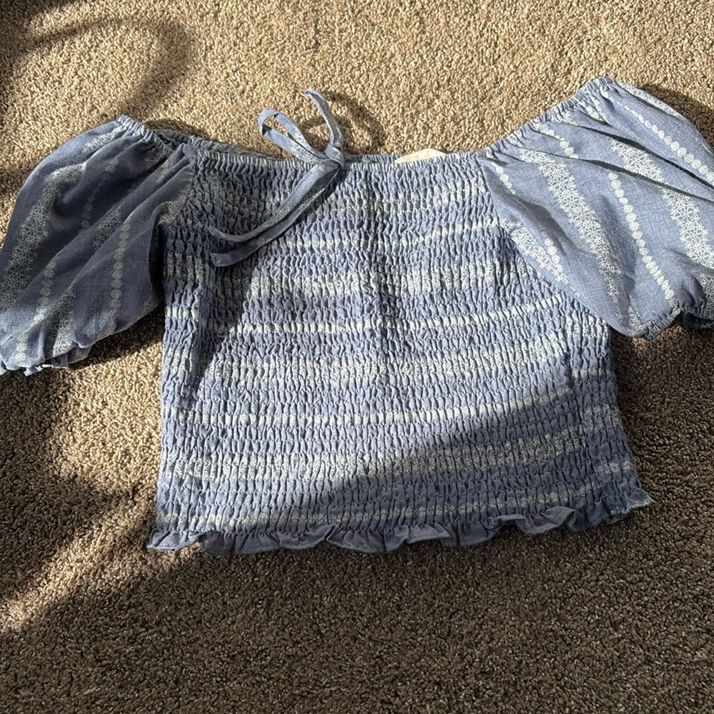 blue off the shoulder crop top